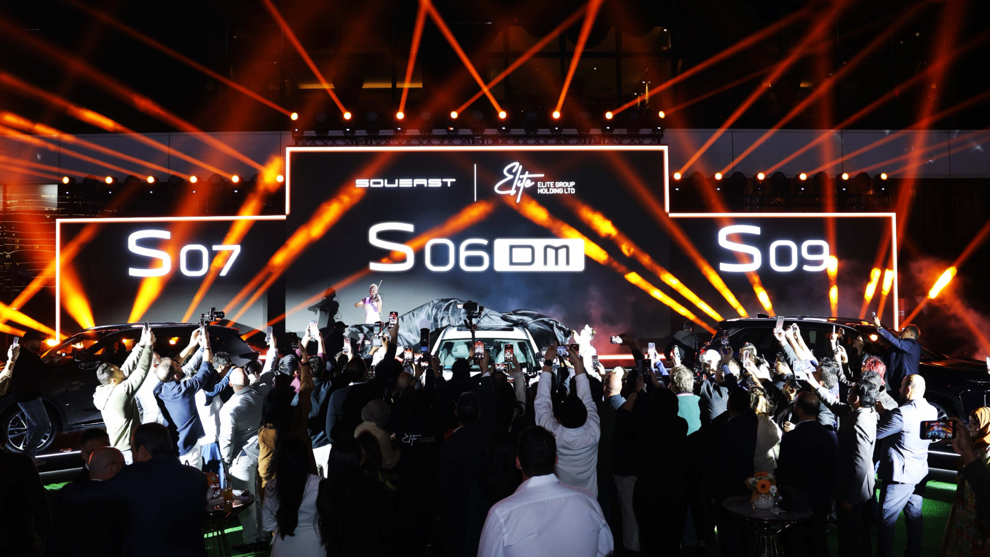 SOUEAST在迪拜发布三款新车 加速布局中东市场