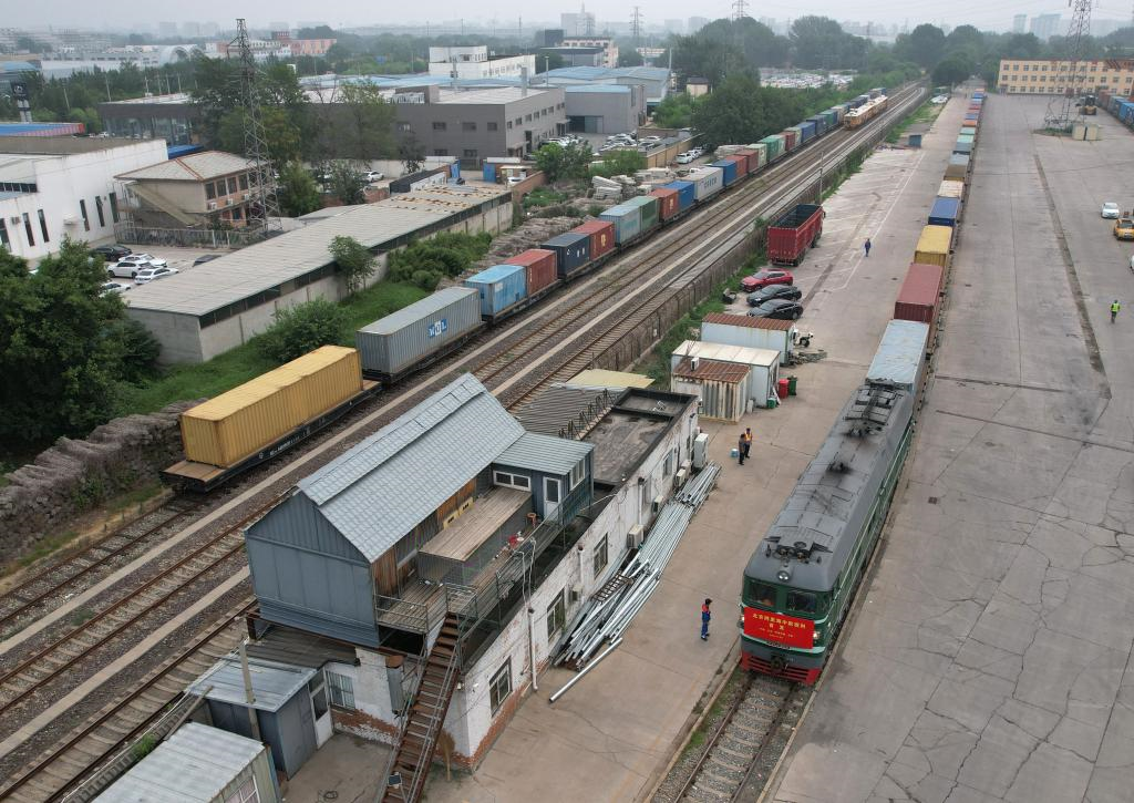Lancement d'une ligne de fret ferroviaire reliant la Chine à l'Azerbaïdjan