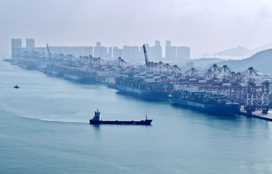 Chine : Port de Qingdao au Shandong