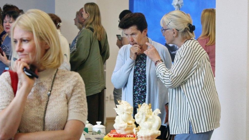 “中国白·德化瓷”主题展在明斯克开幕