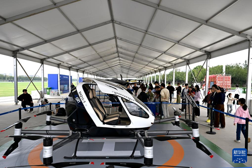 在世界制造业大会解锁无人科技应用全场景