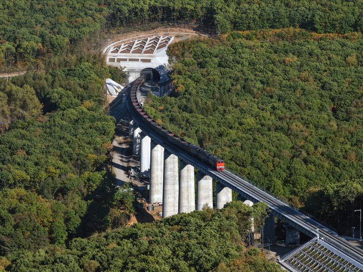 В пров. Хэйлунцзян завершен проект по модернизации участка в "восточном коридоре" ж/д грузовых маршрутов Китай-Европа