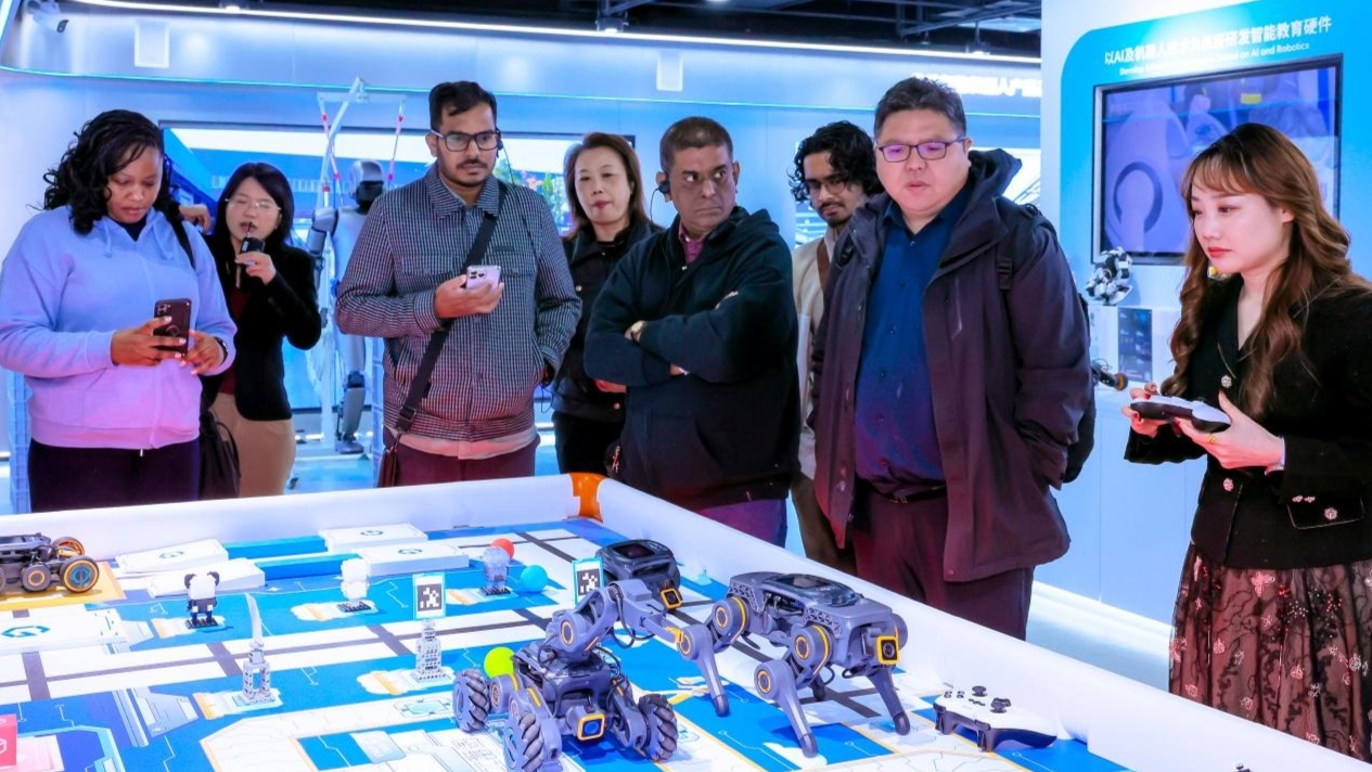 科技驱动低碳转型 合作共创绿色未来