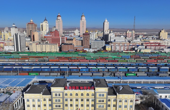 Грузооборот через железнодорожный КПП Маньчжоули с начала 2025 года превысил 20 млн тонн