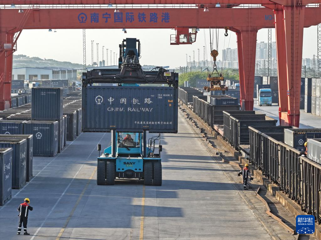 广西始发中越班列运输能力显著提升