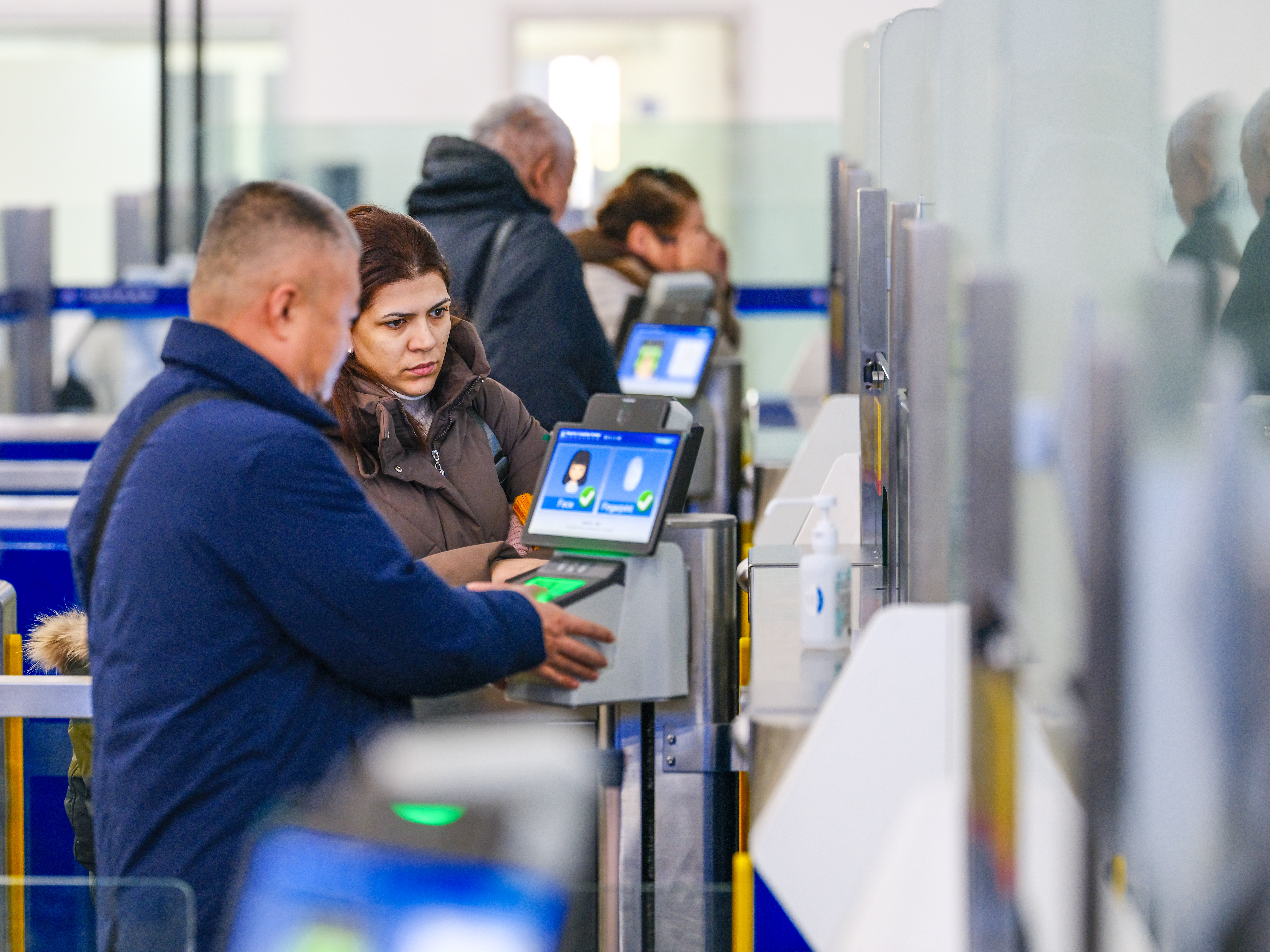 Manzhouli impulsa su desarrollo urbano y supera los 900.000 viajes de pasajeros este año