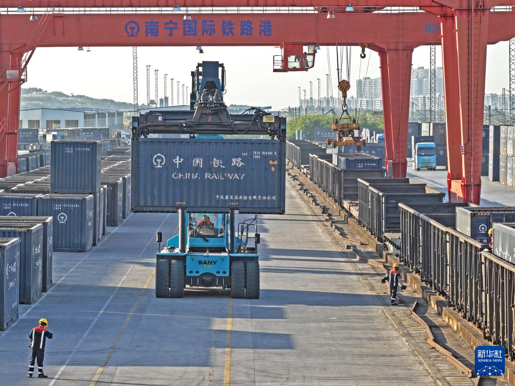 从“一条线”到“一张网”——西部陆海新通道建设8年回眸