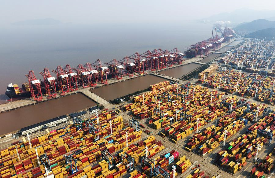 Ningbo-Zhoushan : premier port mondial de fret pour la 17e année consécutive