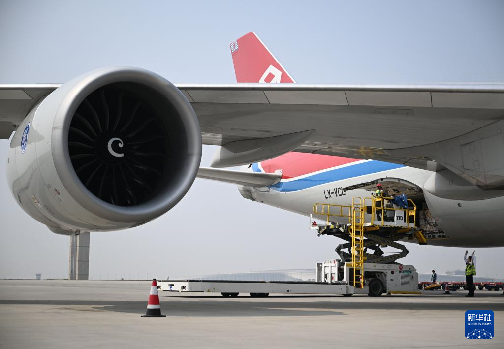 郑州：国际航空货运枢纽能级逐步提升