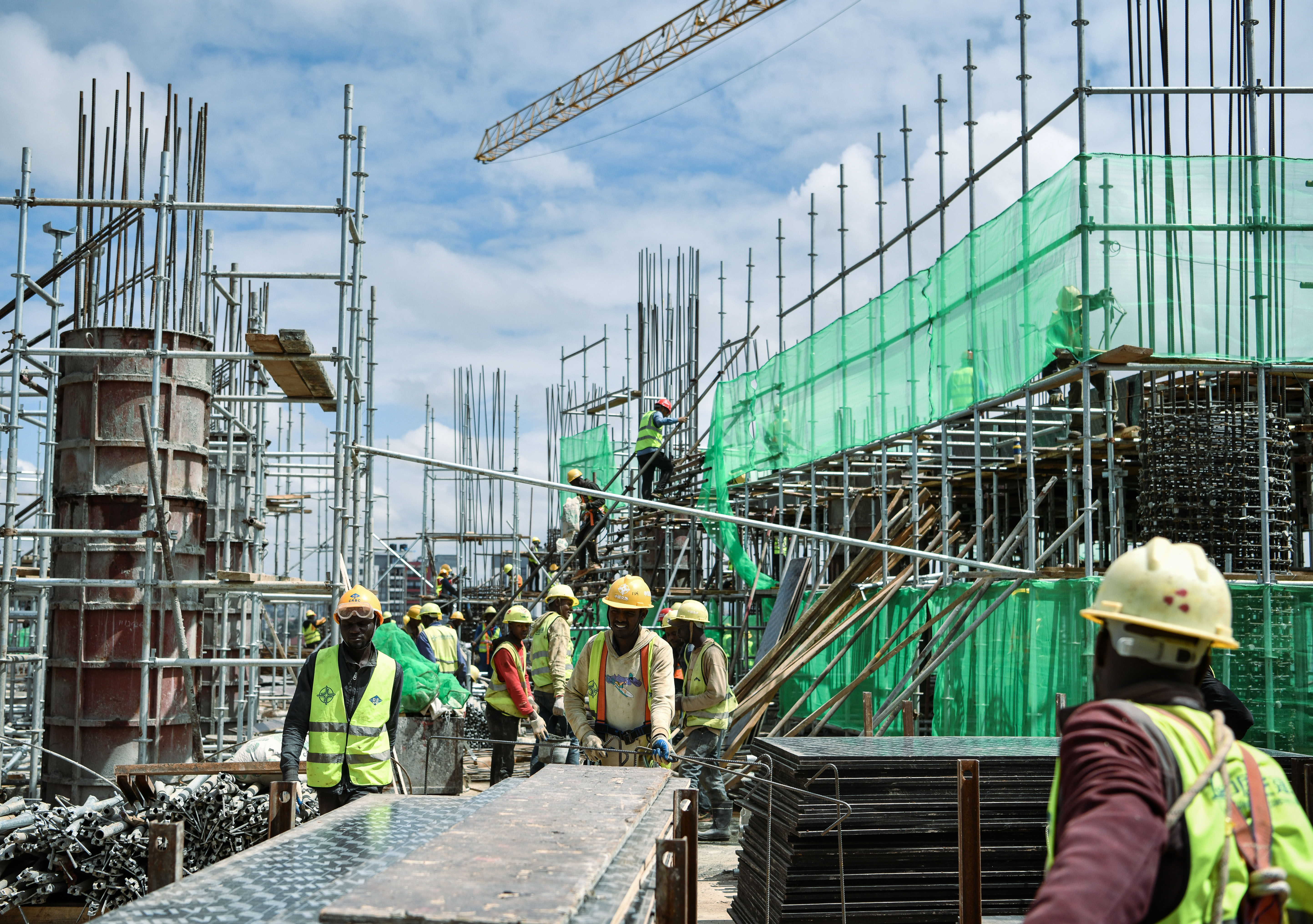 中企承建肯尼亚塔兰塔体育城项目建设稳步推进