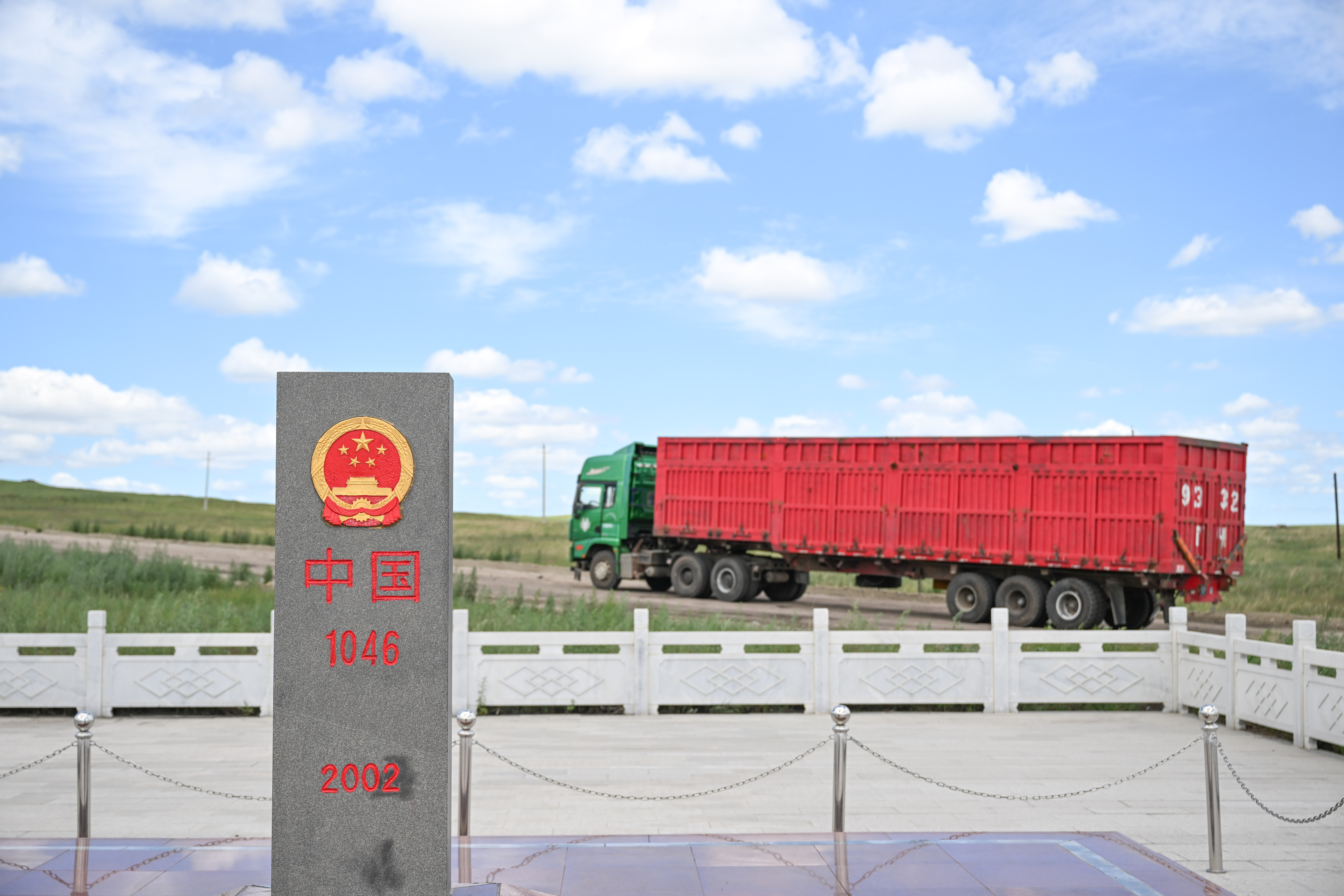 探访珠恩嘎达布其口岸