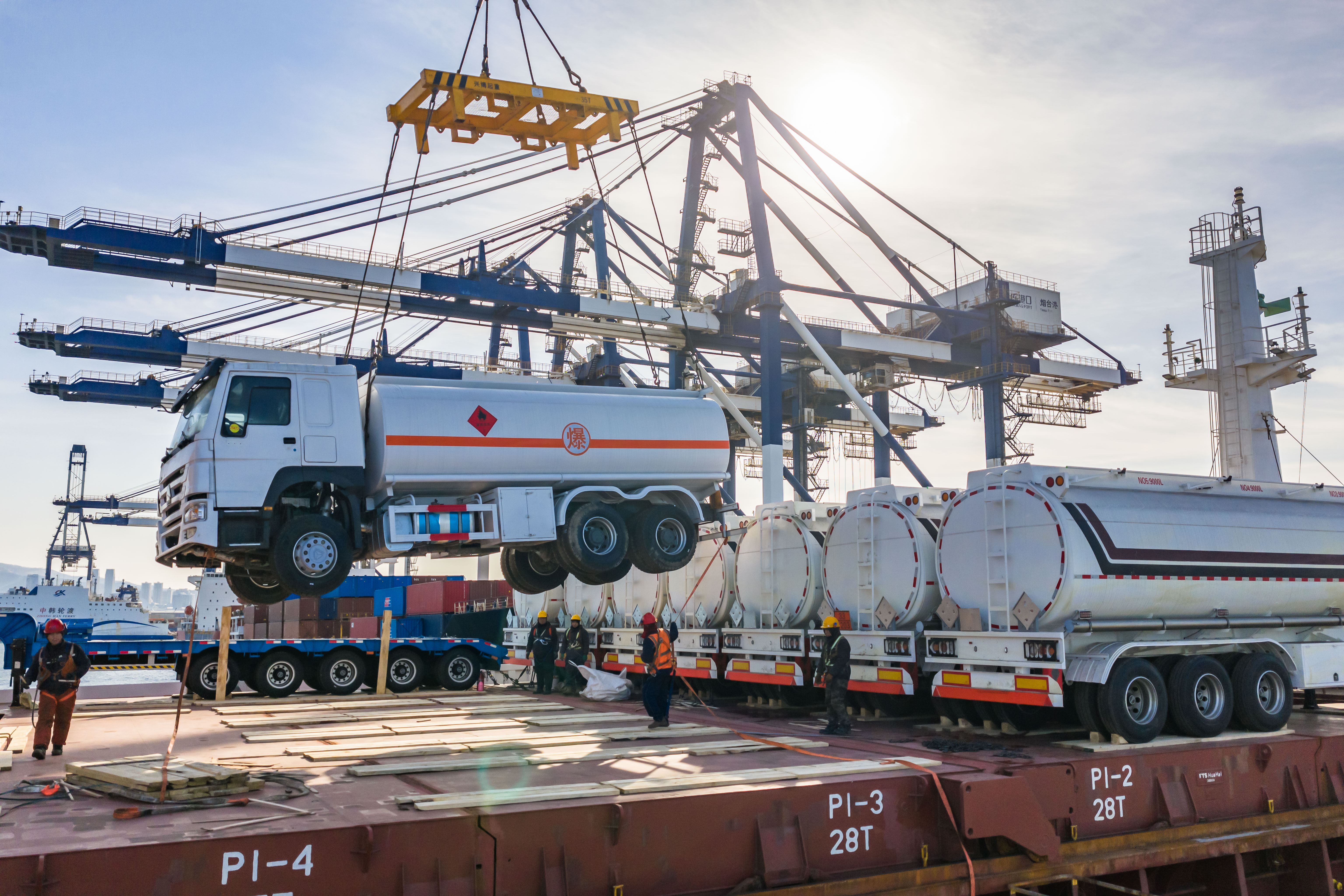 山东港口烟台港开通塞内加尔航线