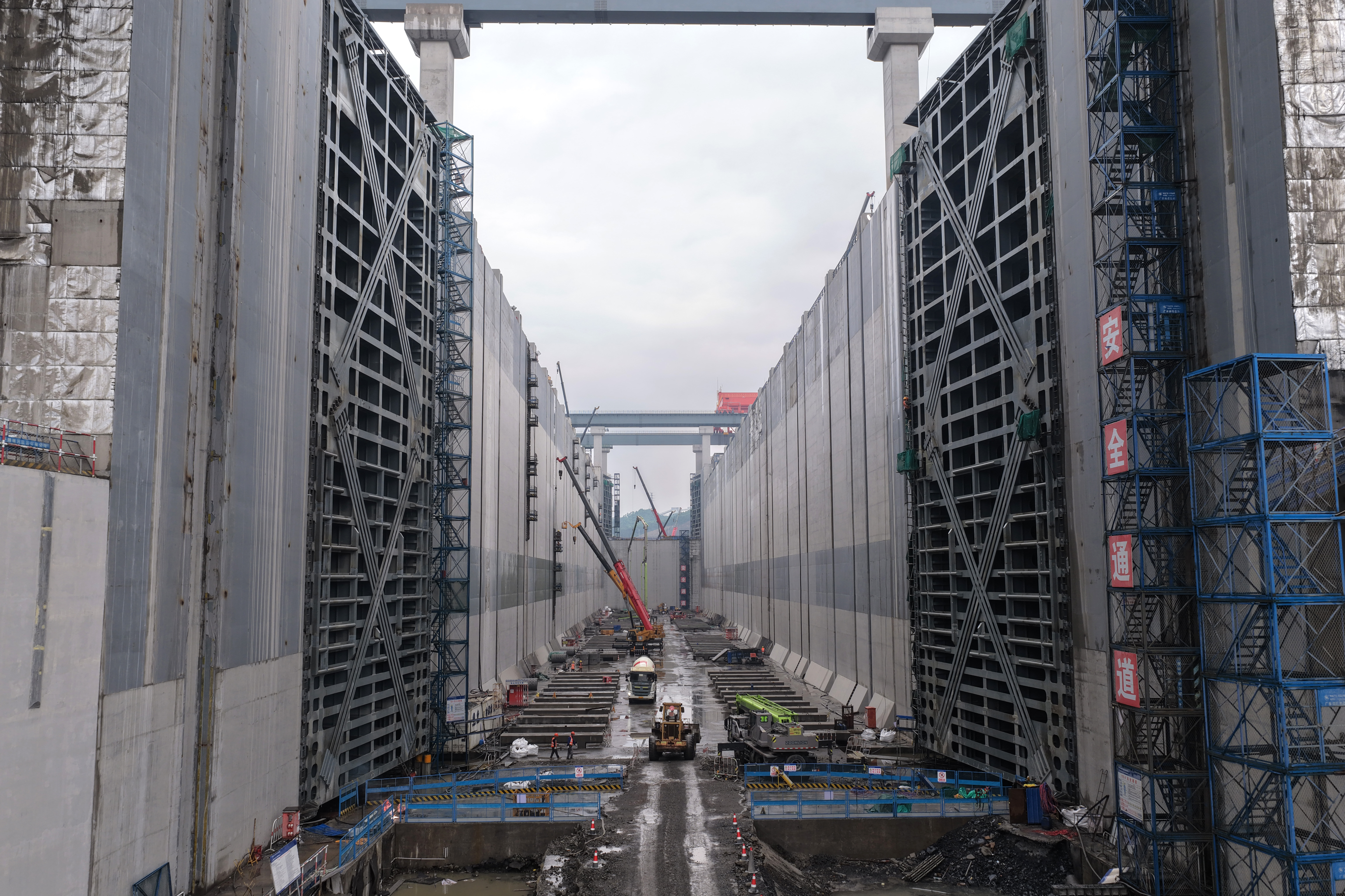 平陆运河建设正酣