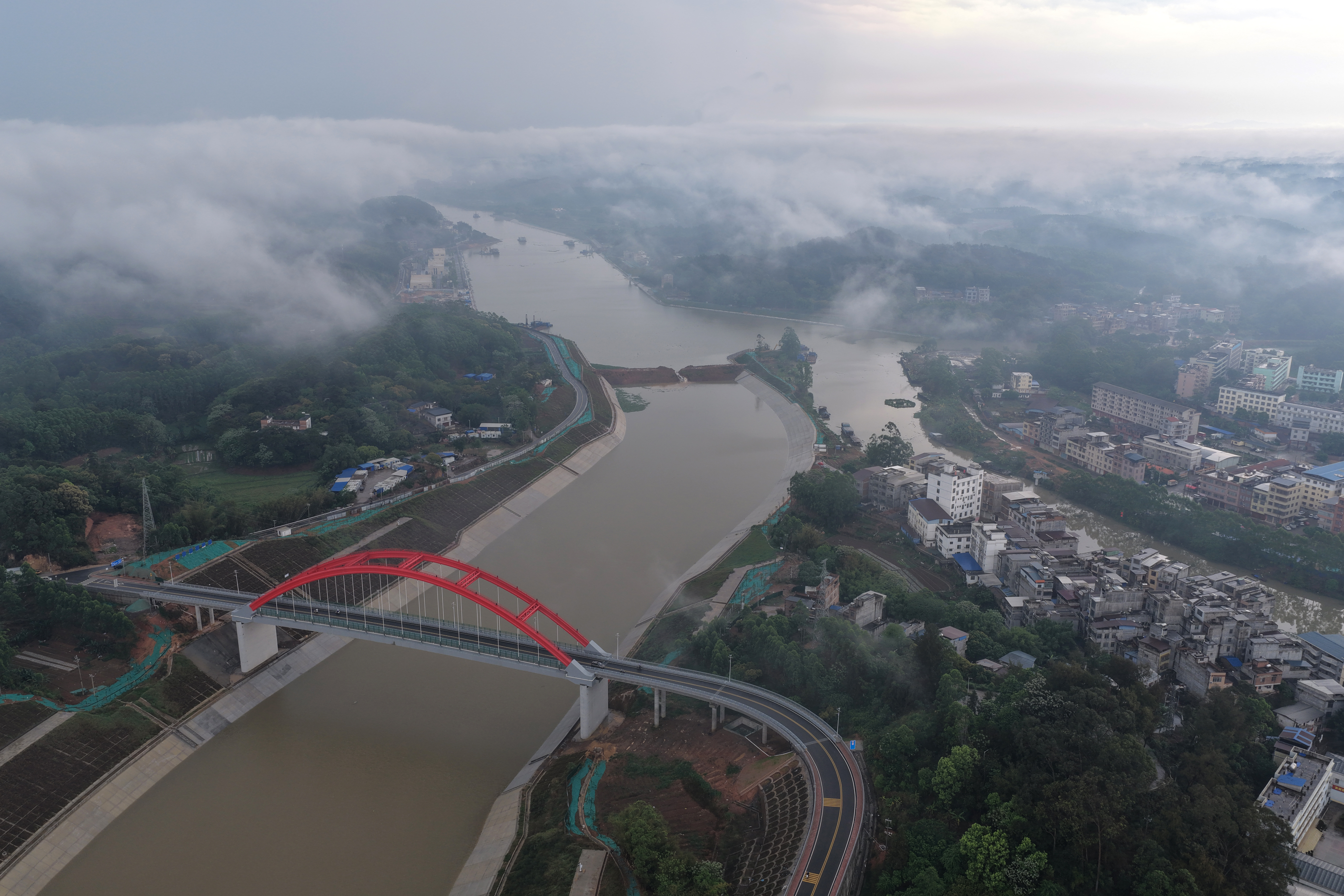 平陆运河建设正酣