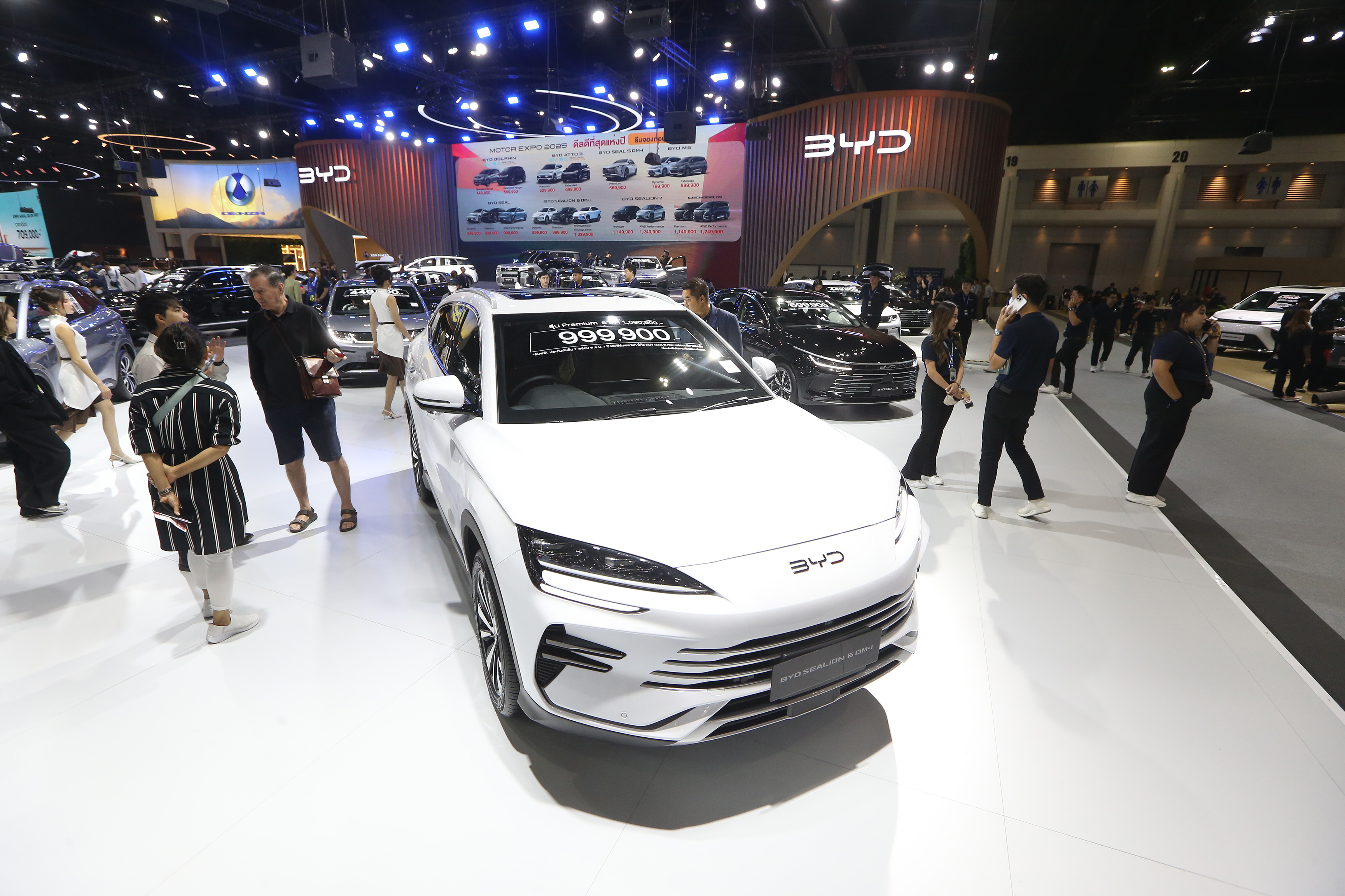 China's BYD seizes oil-driven EV momentum with win-win global push