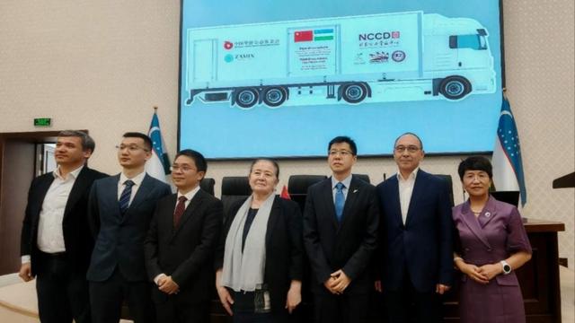 侨爱心暖丝路 “光明行”公益项目走进乌兹别克斯坦