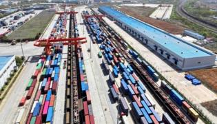 За первые 10 месяцев 2025 года число отправлений поездов Китай-Европа из Демонстрационной зоны Китай-ШОС достигло рекордного уровня