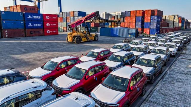 光轨纪·中欧班列故事 | 数字班列，云端相望