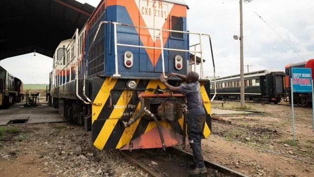 列国鉴·年终观察丨坦赞铁路焕新升级　汇聚中非发展合力