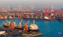 港口作业忙 力争“开门红”