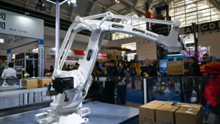 В китайском городе Тяньцзинь открылась 22-я Китайская международная выставка промышленного оборудования