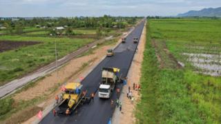 La "Route du sucre" construite par une entreprise chinoise à Kisumu, au Kenya