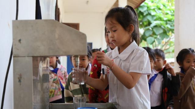 通讯｜澜湄合作引甘泉——记老挝哈克村喝上放心水