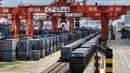 今年前6个月西部陆海新通道班列运量同比增长76.9%